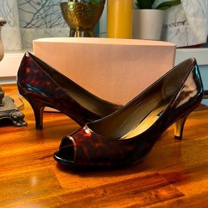 Bandolino, peep toe pumps, rust metallic, size 10